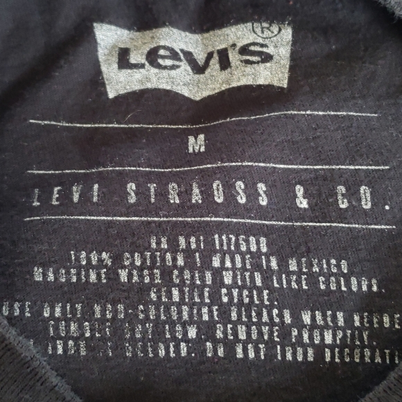Levi's Neon Bald Eagle Shirt Size M - Picture 3 of 7